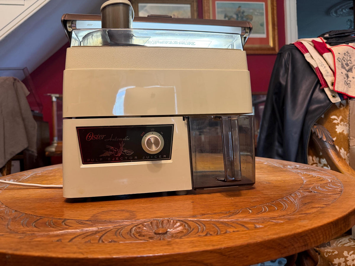 Vintage Oster Automatic Pulp Ejecter Juicer Model 363-06B (Circa 1980s)