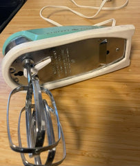 Vintage Turquoise General Electric Handheld Mixer