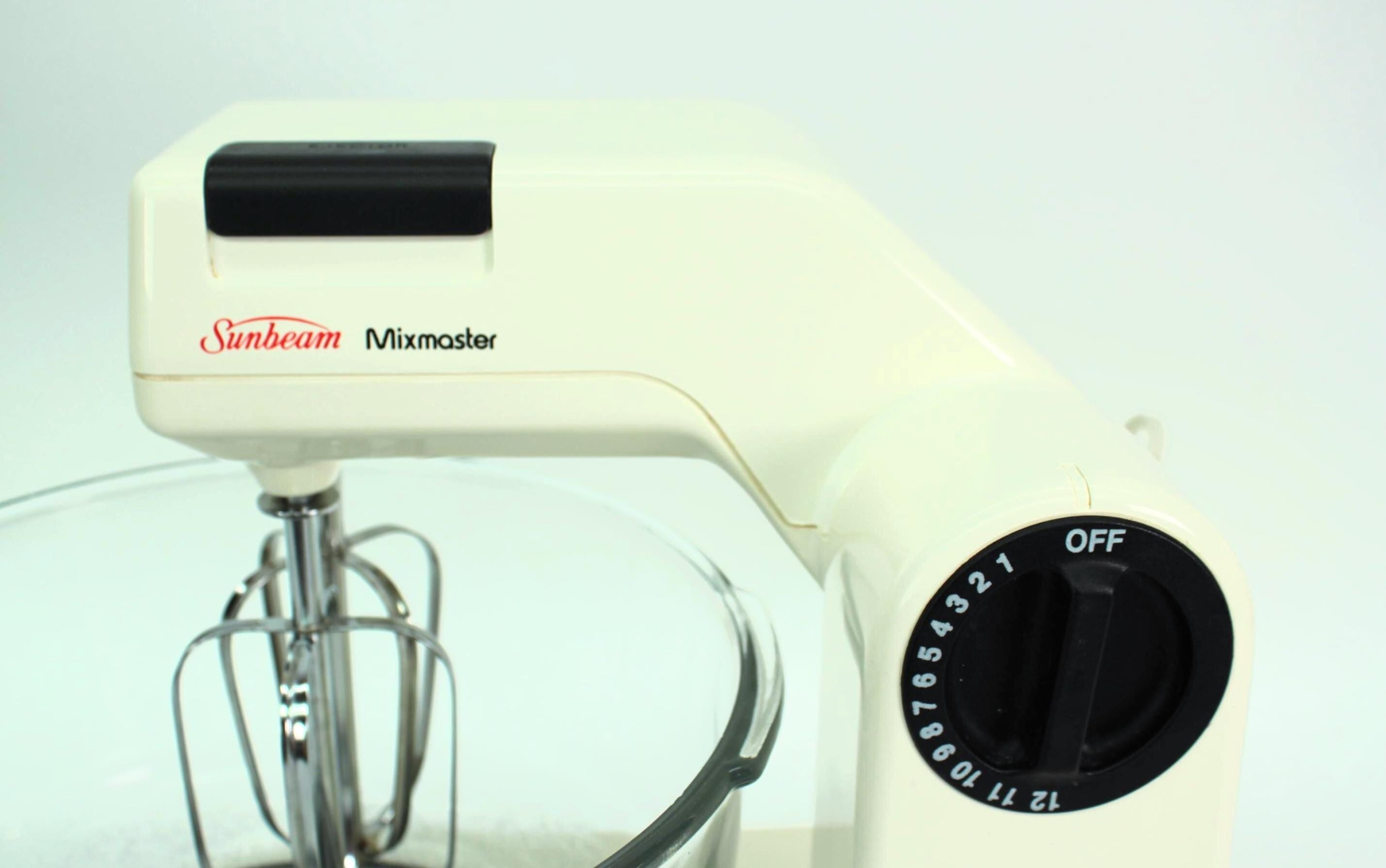 Vintage Sunbeam Mixmaster 1-40 BH Almond Stand Mixer with Glass Bowls and Dough Hooks