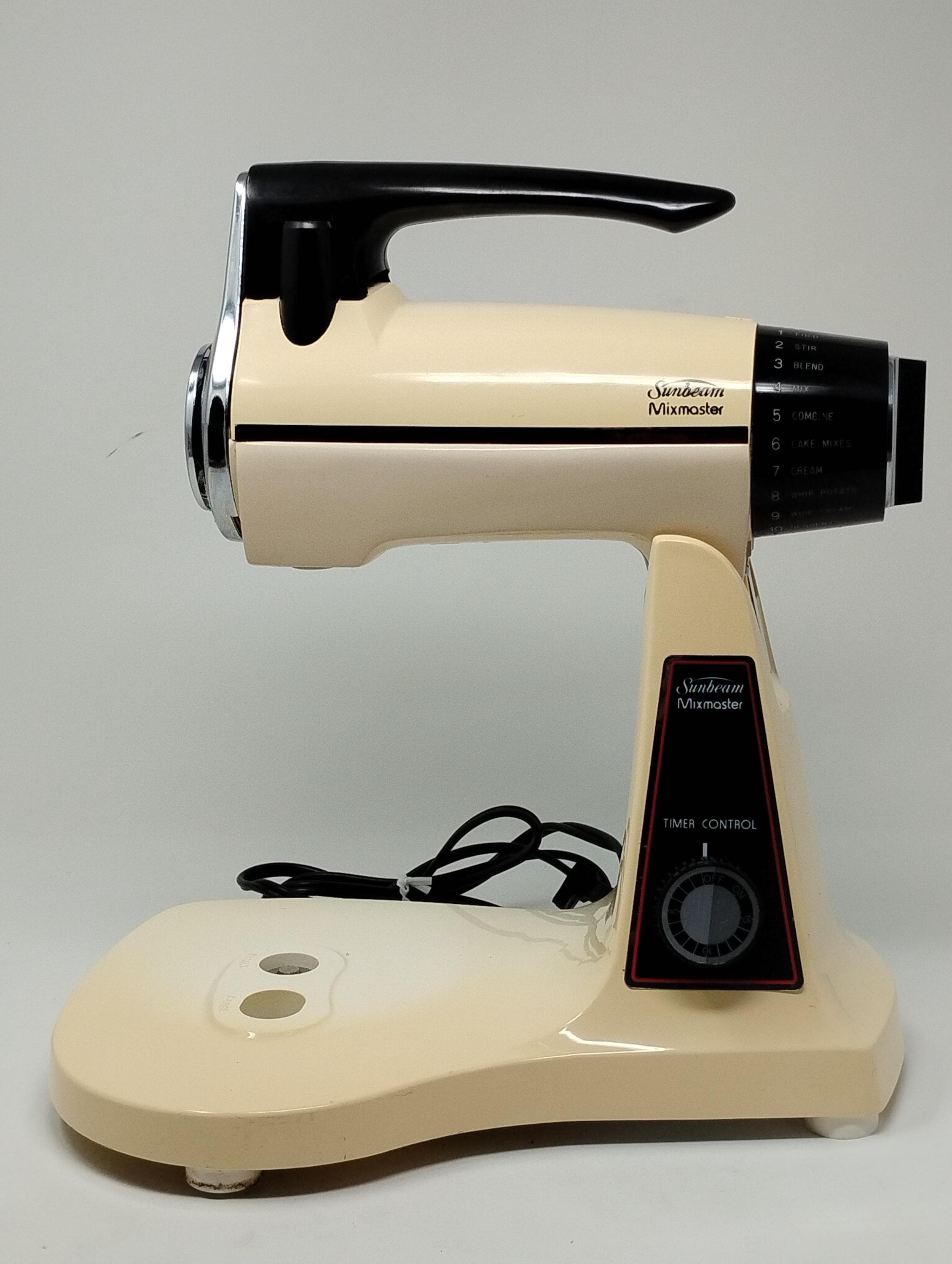 Vintage Sunbeam Mixmaster 12-Speed Stand Mixer Chrome Kitchen Appliance
